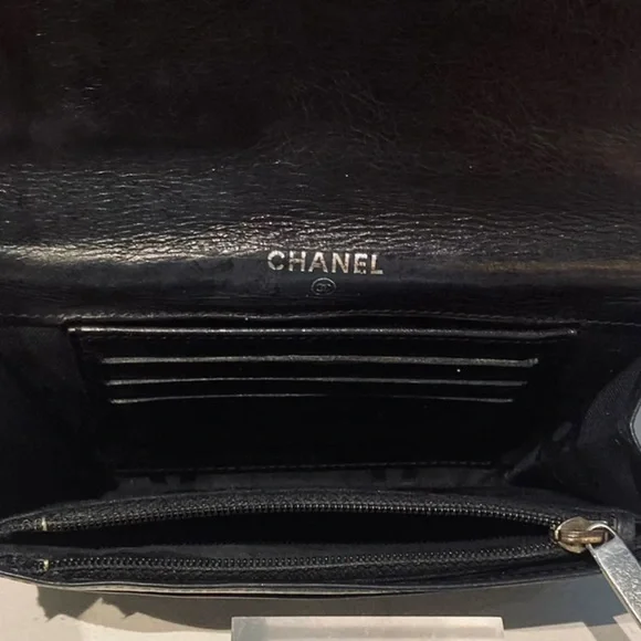 CHANEL Quilted Cambon Ligne Lambskin Leather Flap Wallet Black - Picture 6 of 16
